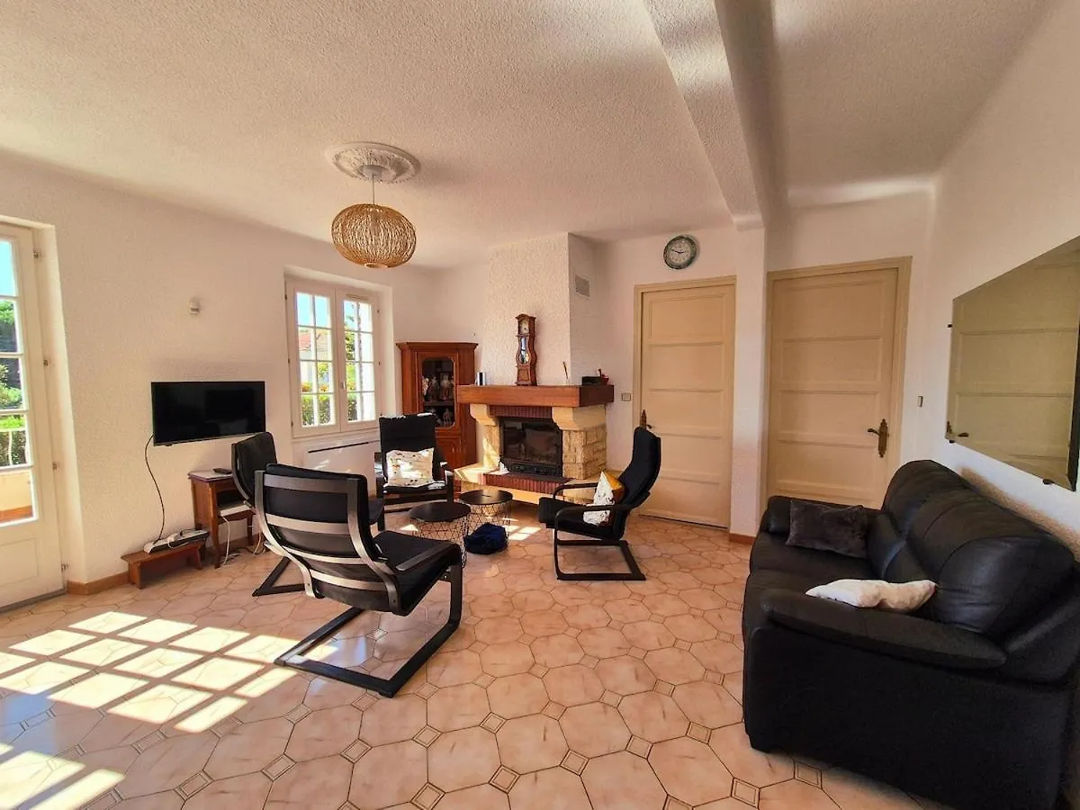 Maison Familliale, Vaste Jardin Proche Mer Et Centre Ville Bandol Holiday home