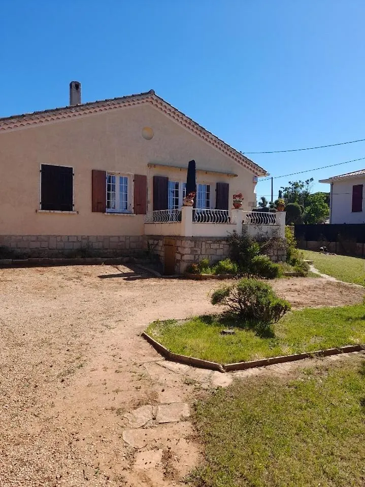 Maison Familliale, Vaste Jardin Proche Mer Et Centre Ville Bandol